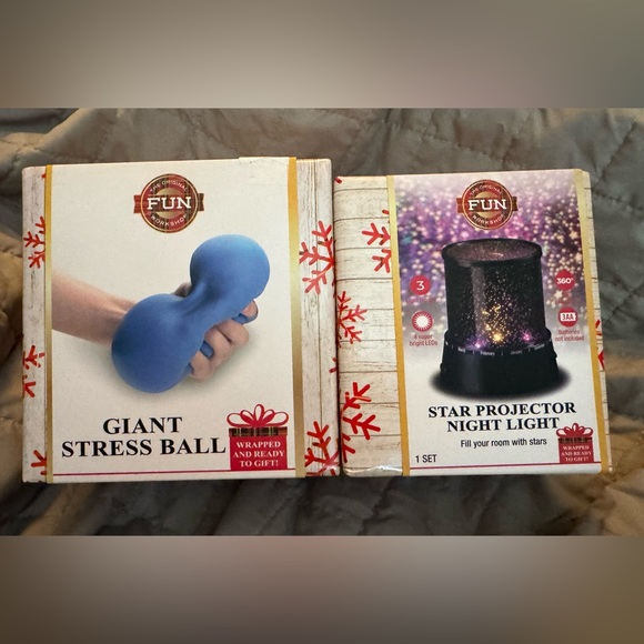 the original fun workshop Other - FUN WORKSHOP Giant Stress Ball & Star Projector Night Light